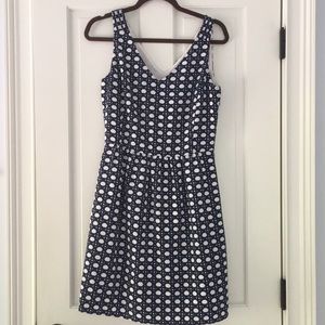 Vineyard Vines Blue and White Dress
